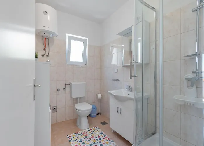 By The Sea Mandre, Pag - 6418 Apartment Kolan