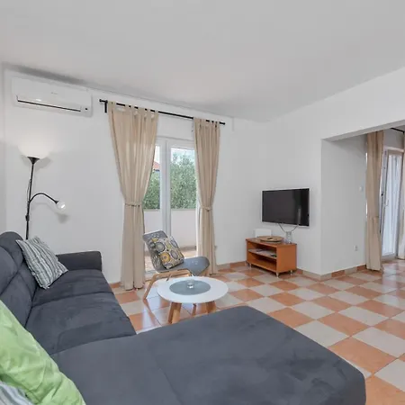 By The Sea Mandre, Pag - 6418 Apartman Kolan